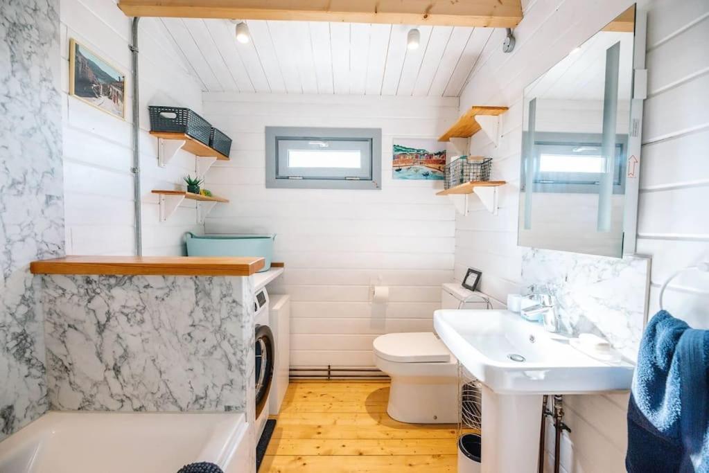 The Cabin, Parham Woodbridge Bagian luar foto
